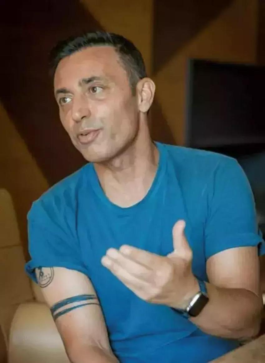Mustafa Sandal'dan kayınpederine büyük jest!