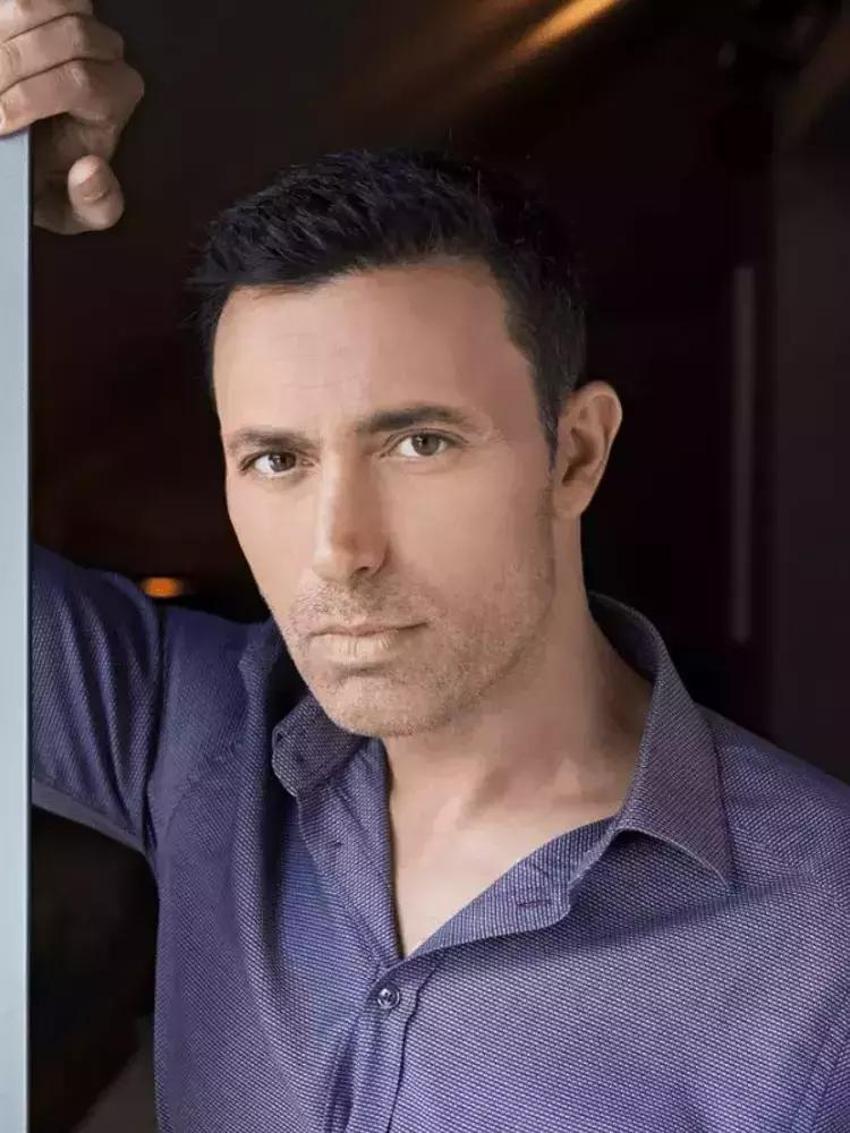 Mustafa Sandal'dan kayınpederine büyük jest!