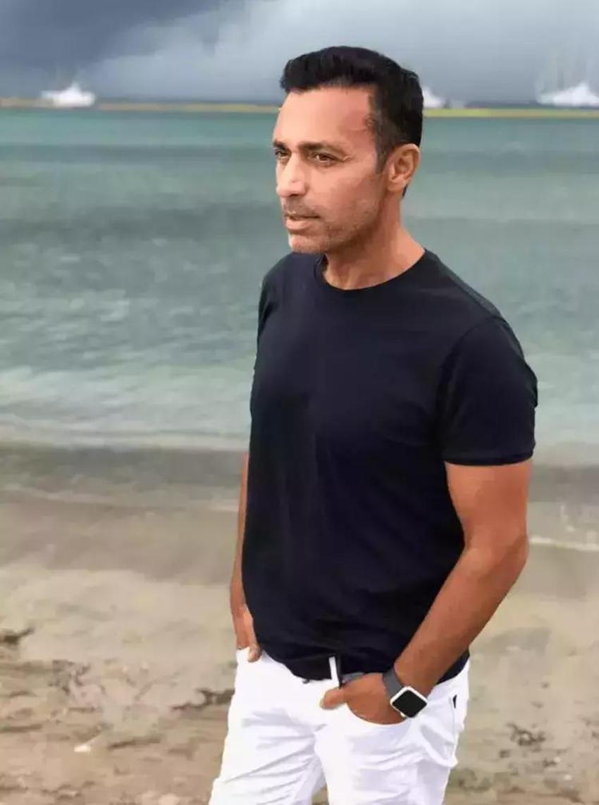 Mustafa Sandal'dan kayınpederine büyük jest!