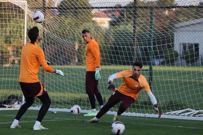 Galatasaray'ın 8. transferi '8' numara oldu! Orta saha Torreira, Kerem Demirbay ve ona emanet