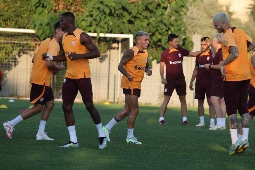 Galatasaray'ın 8. transferi '8' numara oldu! Orta saha Torreira, Kerem Demirbay ve ona emanet