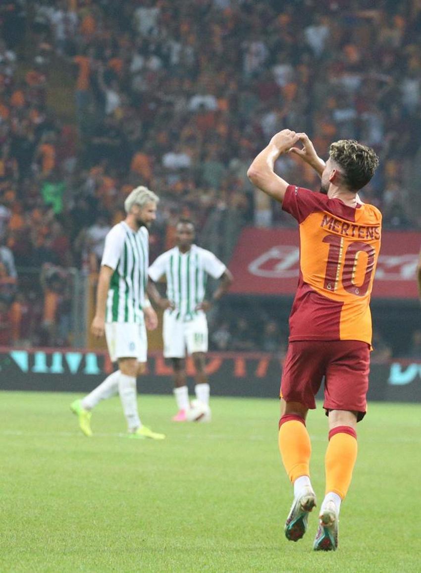 Okan Buruk değil eşi açıkladı: Galatasaray'dan ayrılıyoruz