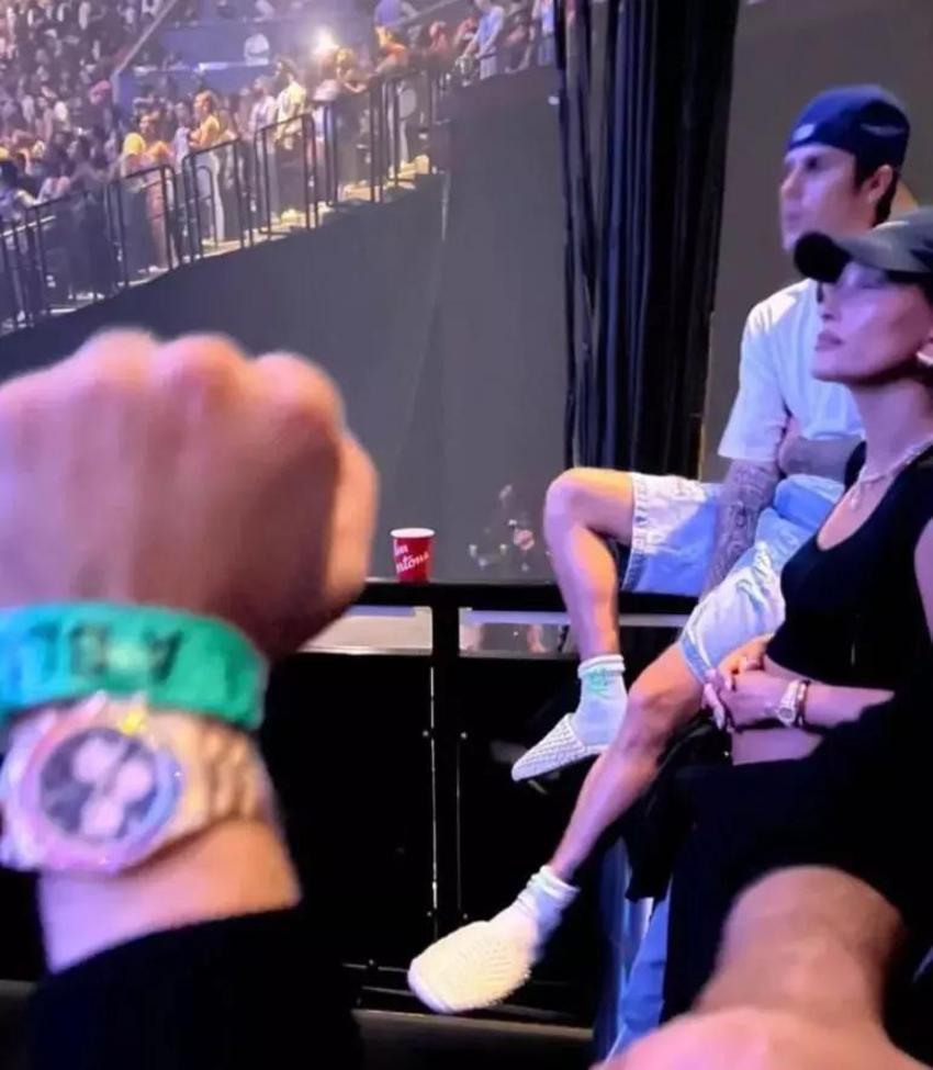 Hailey Bieber hamile mi? Karnını saklaması şüpheleri arttırdı