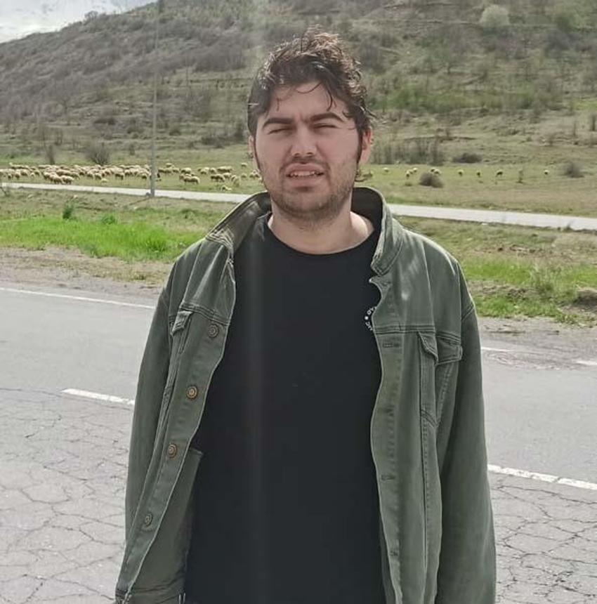 Annesi ile hastaneye giden Enes sırra kadem basmıştı! Cansız bedeni bulundu