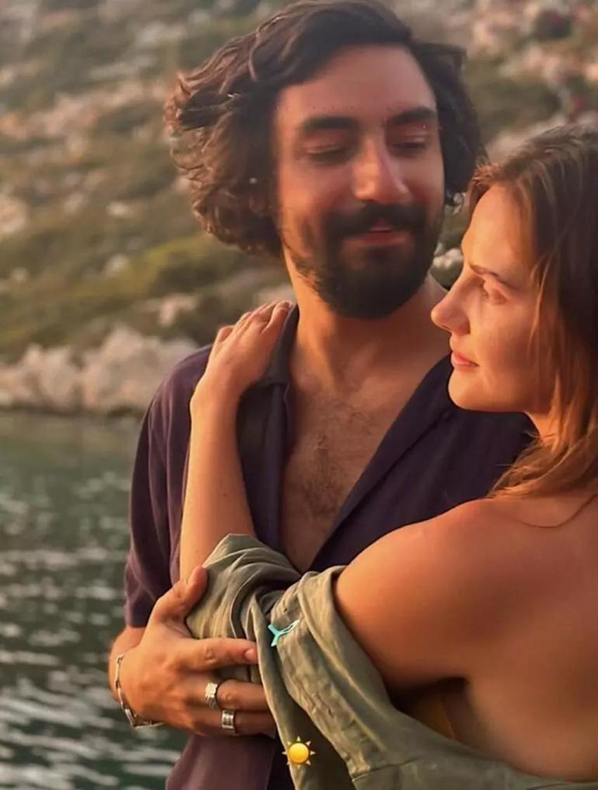 Umut Evirgen ve Alina Boz'un romantik karesine Demet Akalın'dan yorum geldi!