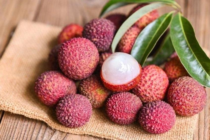 C vitamininde portakala fark atıyor! En az 10 yıl geç yaşlanmak garanti! Bir tanesi bile şifa oluyor!