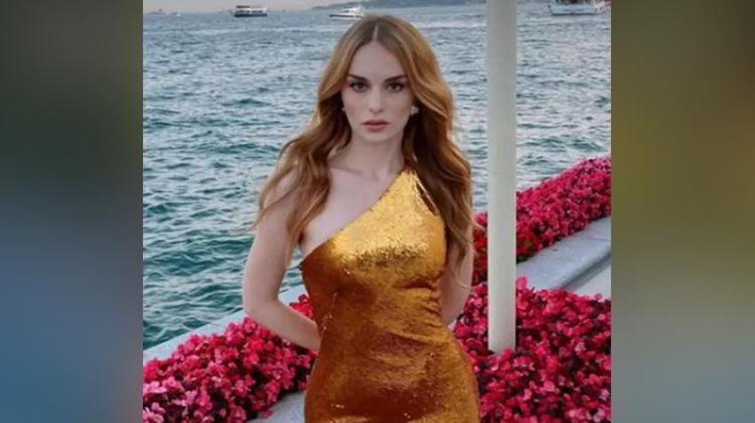 Cem Garioğlu'nun kardeşiyle görüntülenmişti: Nilperi Şahinkaya'dan yeni paylaşım