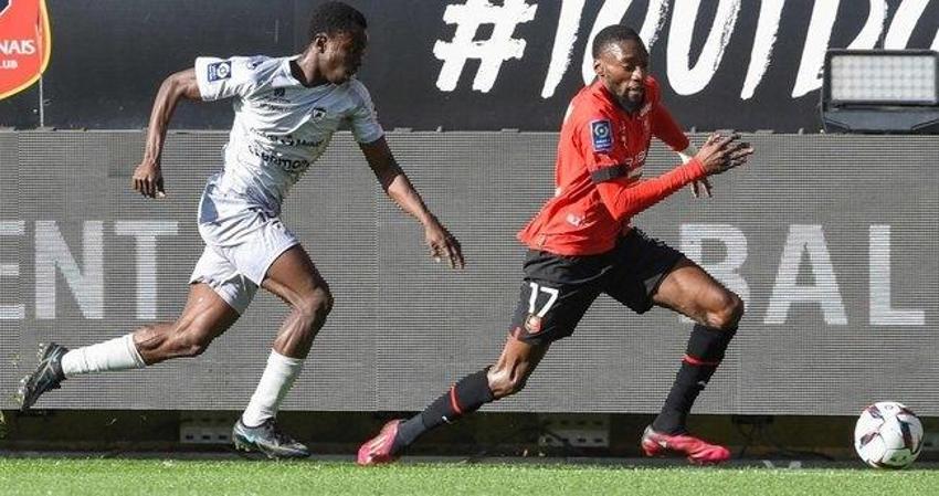 Fenerbahçe camiası öfke kustu: Daha önce Niang ve Gustavo'da da aynı şeyi yaptınız