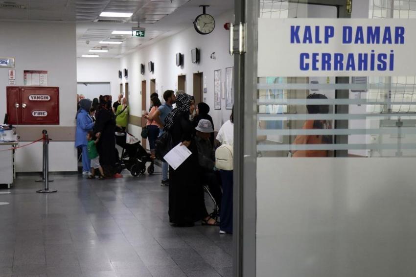 Kalp krizlerinin artış nedeni koronavirüs aşıları mı? Kardiyoloji Uzmanı merak edilenleri tek tek cevapladı