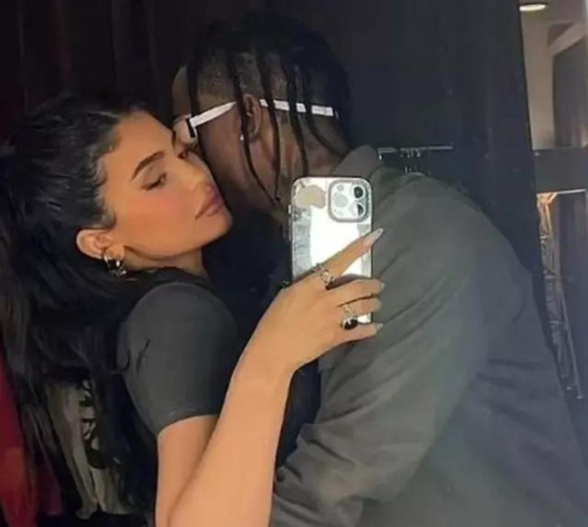 Kylie Jenner terk edildi! Sebebi şaşırttı