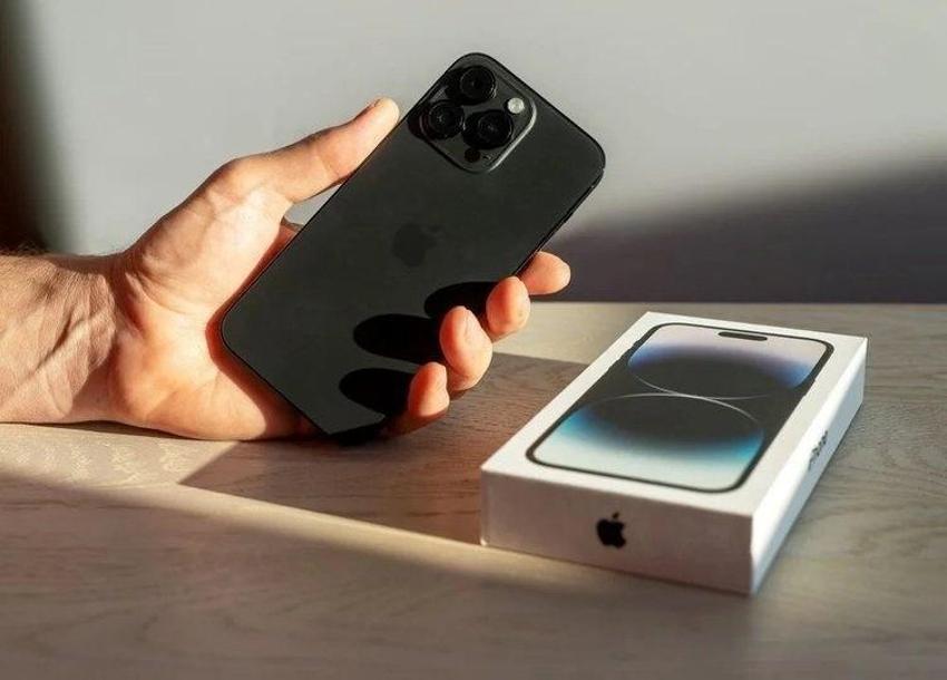 iPhone 15'in piyasaya çıkış tarihi ne zaman? Apple iPhone 15 Pro/ Pro Max özellikleri yeni dünyaya hazırlıyor!