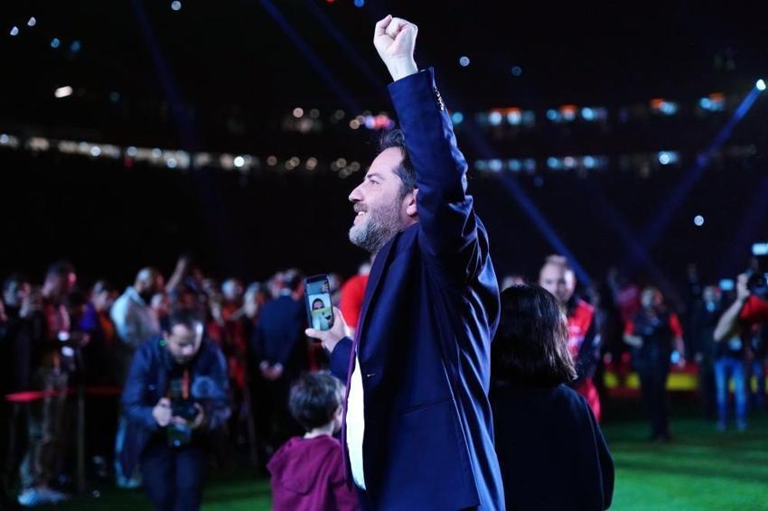 Galatasaray son dakika transfer bombasını patlatıyor! Takımda tüm taşları yerine oturtacak yıldız geliyor