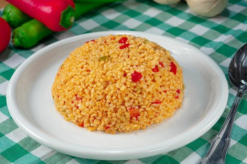 Bulgur pilavında bu yöntem işe yaradı! Bir yudum ekleyince lezzet tavan yapıyor!