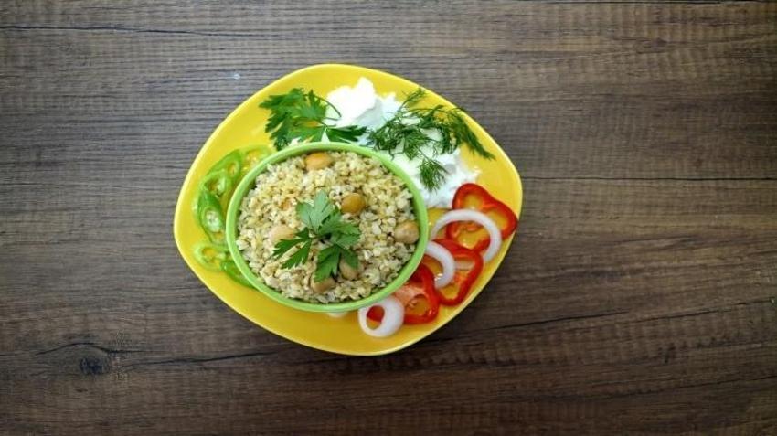 Bulgur pilavında bu yöntem işe yaradı! Bir yudum ekleyince lezzet tavan yapıyor!