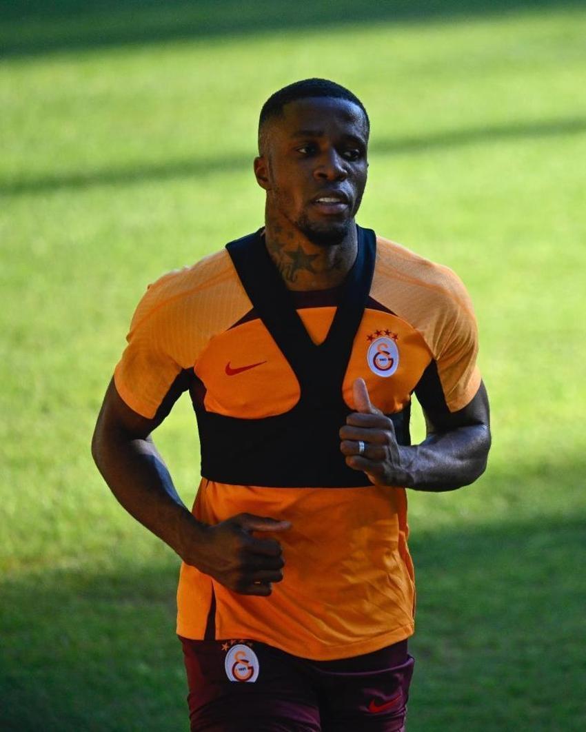 Galatasaray'a Fenerbahçe'den 'Zaha' misillemesi! Yıldız futbolcu Kadıköy yolcusu