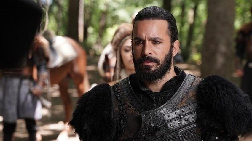 Alparslan Büyük Selçuklu'nun yerine o geliyor! Dev yapımda başrolde O var! Barış Arduç'un yeri doldu!