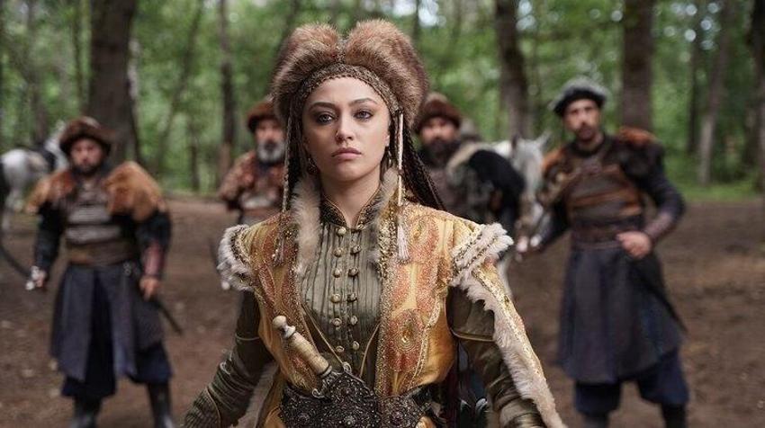 Alparslan Büyük Selçuklu'nun yerine o geliyor! Dev yapımda başrolde O var! Barış Arduç'un yeri doldu!