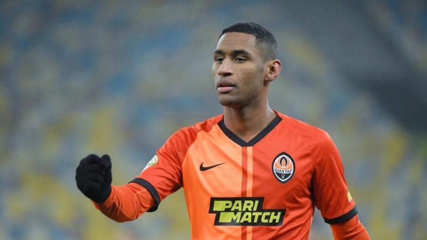 Fenerbahçe teklif yaptı Galatasaray prensip anlaşmasına vardı