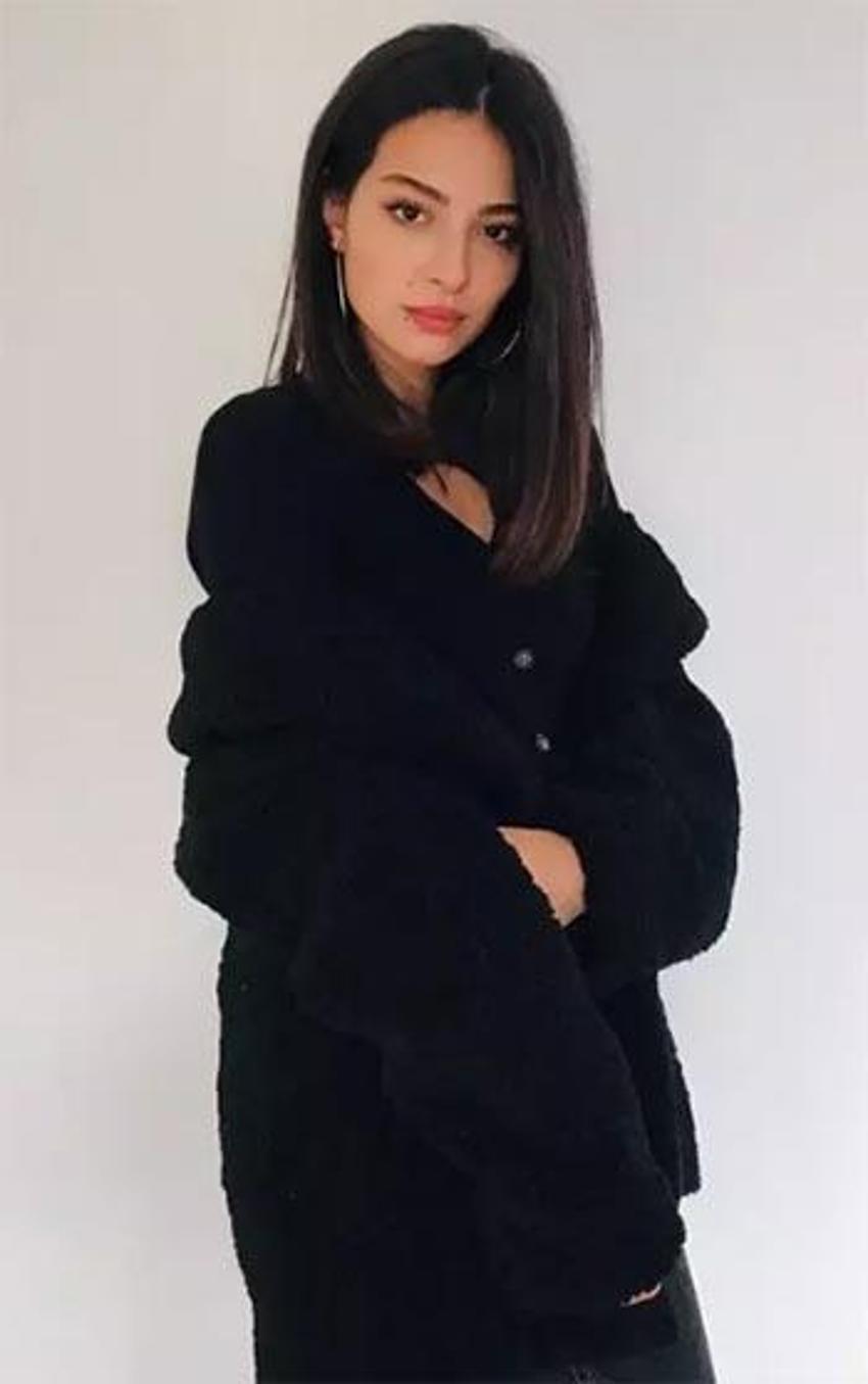 Melisa Aslı Pamuk'un yeni aşkı ortaya çıktı: Yıldız futbolcudan paylaşım gecikmedi