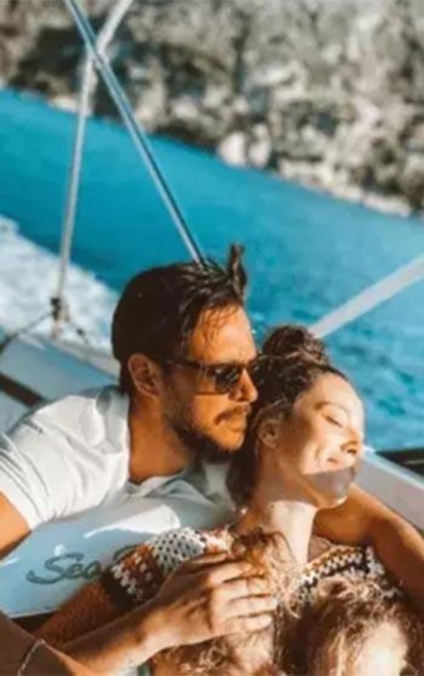Takipçisinin yorumu Pelin Akil'i çıldırttı!