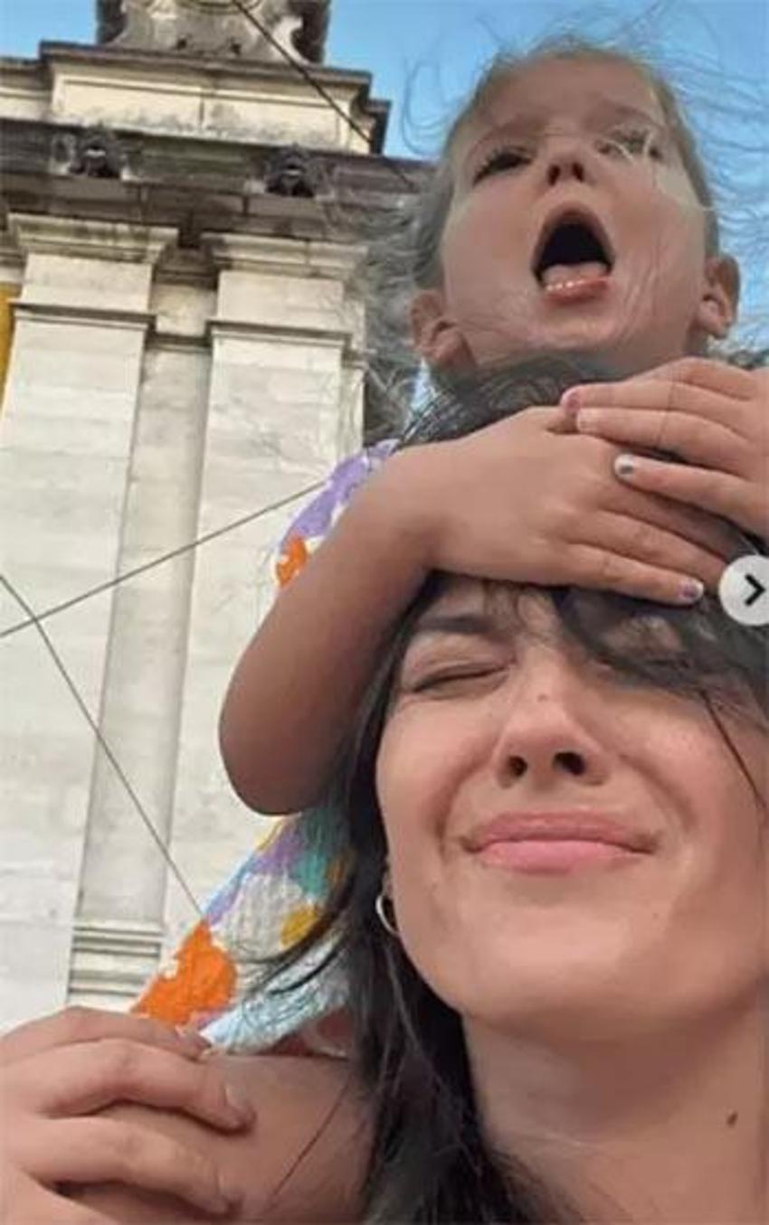 Takipçisinin yorumu Pelin Akil'i çıldırttı!