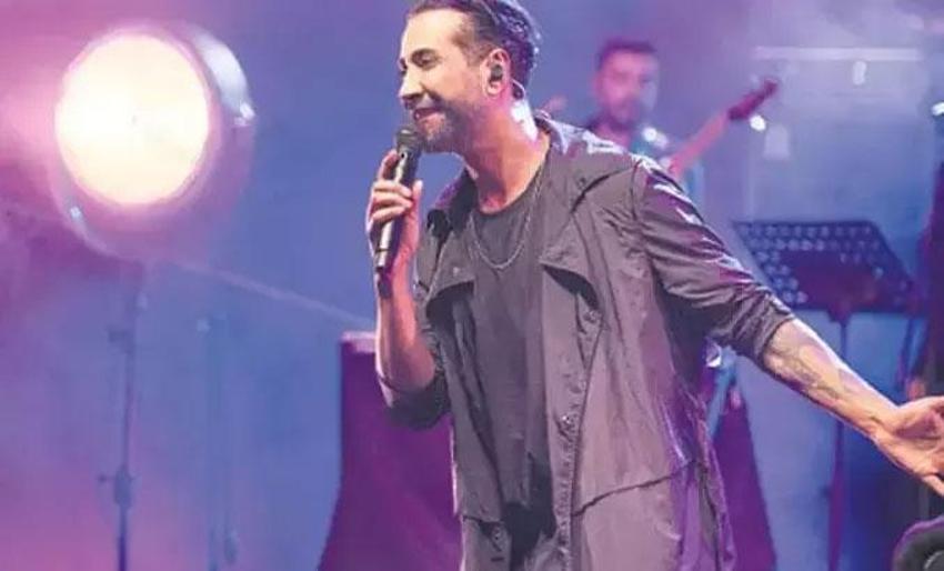 Tan Taşçı kaza geçirdi! Tedavi altına alındı
