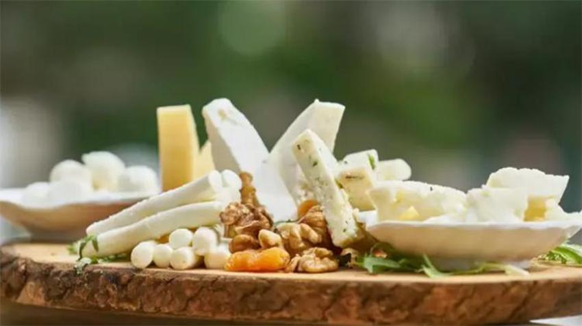 Peynir ve sütteki büyük tehlike: Hayvanlardan insanlara bulaşıyor
