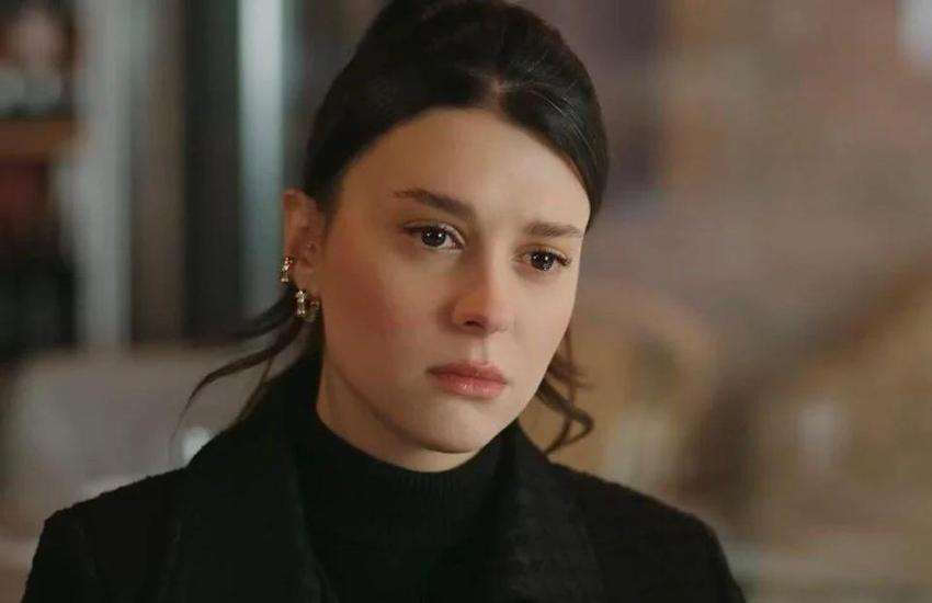 Yalı Çapkını dizisinde ünlü oyuncu veda etti, Seyran ve Ferit baş başa kaldı!