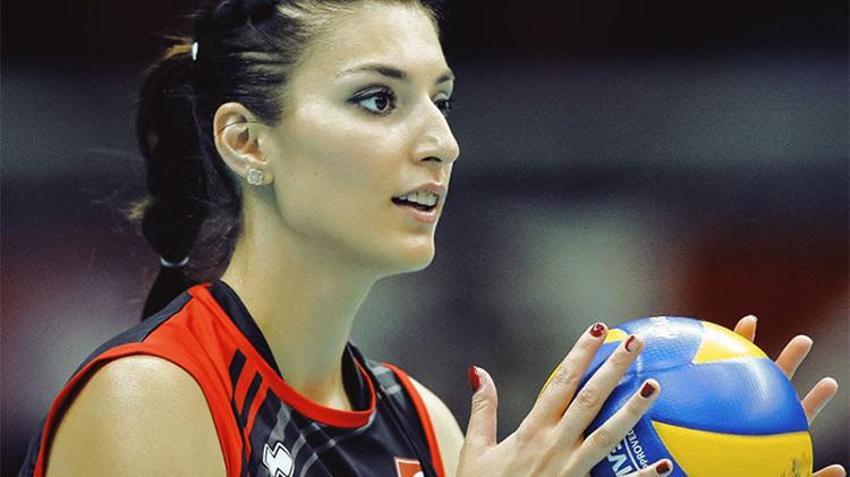Voleybolun efsane ismi Neslihan Demir'den ayrılık açıklaması: 'Epey oldu, boşandım'