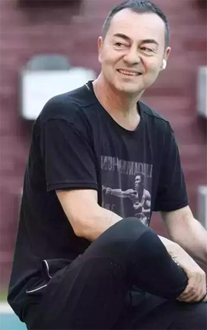 Serdar Ortaç bu kez de hüngür hüngür ağladı! Hayranları endişelendi 