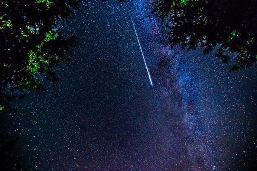 Bugün ve yarın Türkiye’de de görülecek: Meteor yağmuru başladı