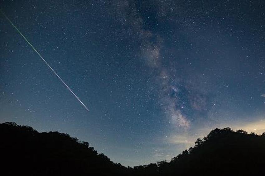 Bugün ve yarın Türkiye’de de görülecek: Meteor yağmuru başladı