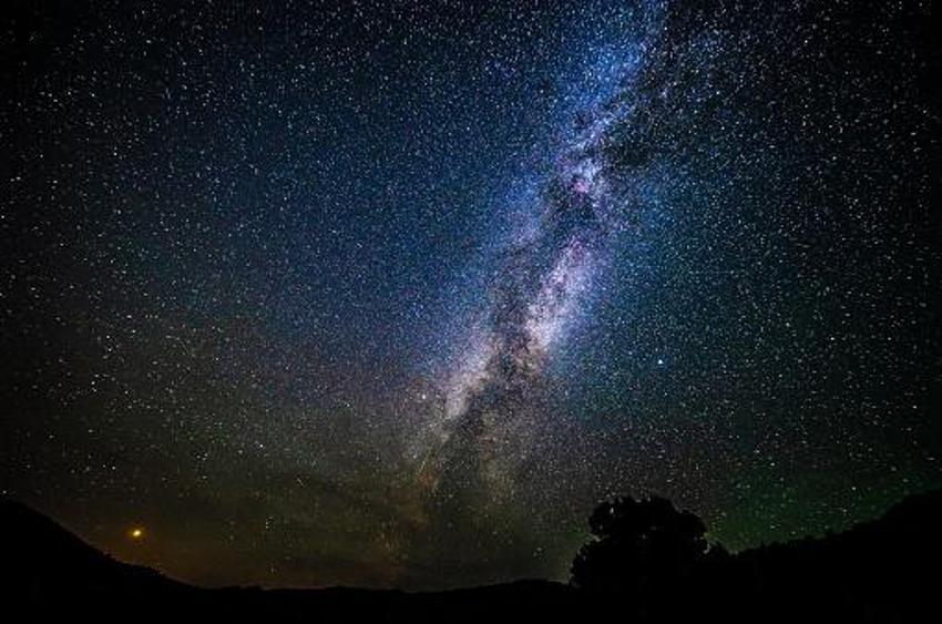 Bugün ve yarın Türkiye’de de görülecek: Meteor yağmuru başladı