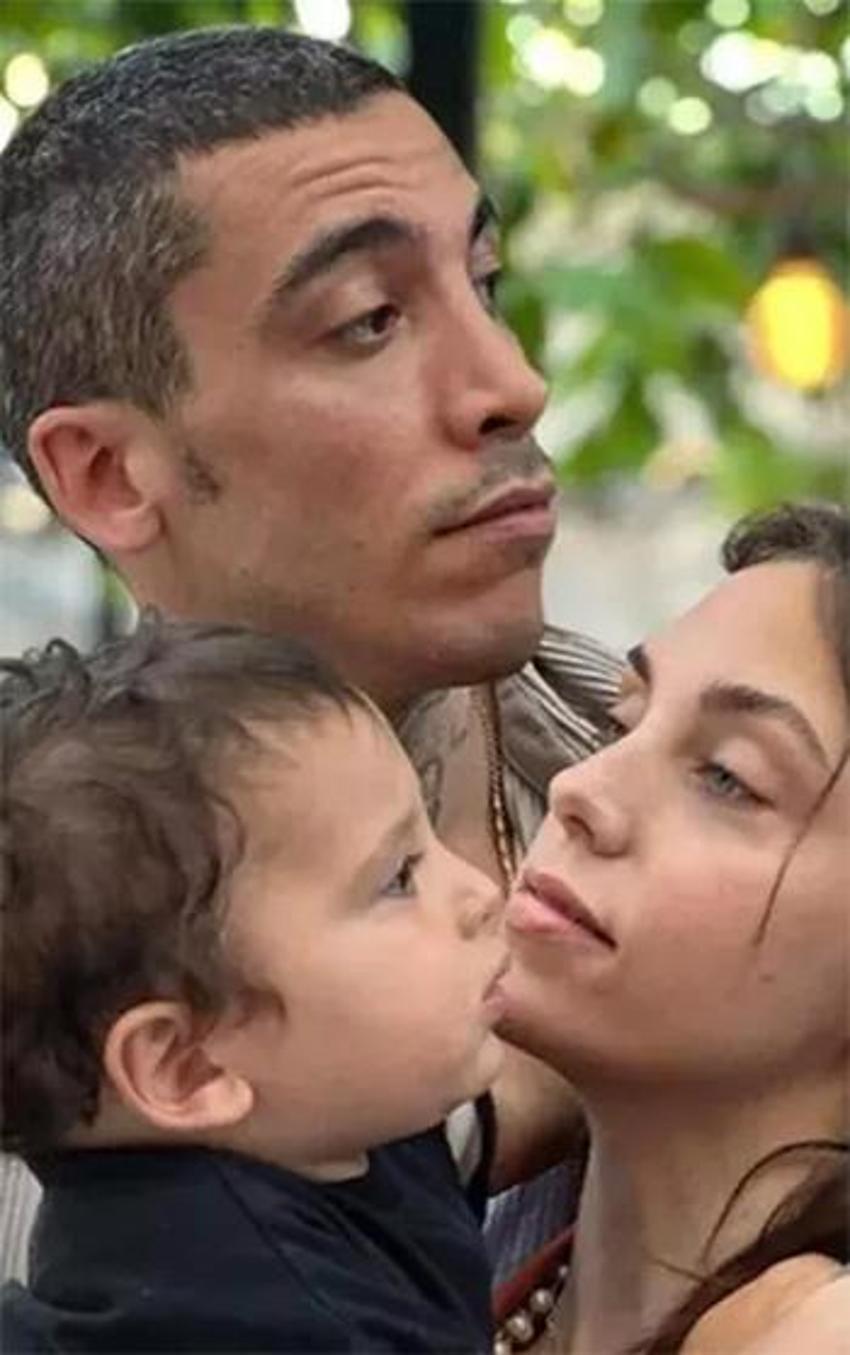 Öykü Karayel ve Can Bonomo tatilde: Denize girmesi ile çıkması bir oldu!