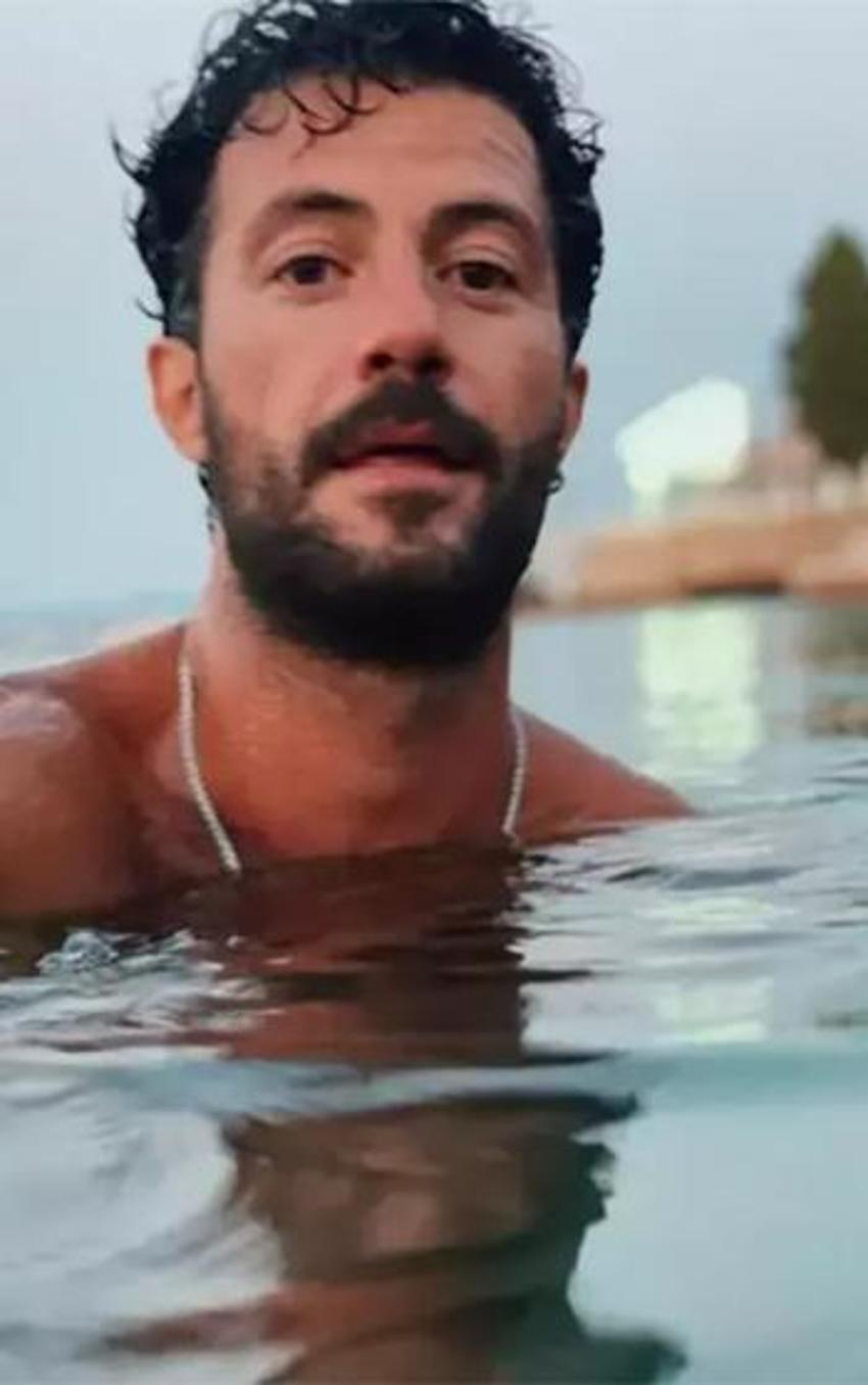 Tescilli güzel Ecem Çırpan ve Lider Şahin'in aşk tatili!