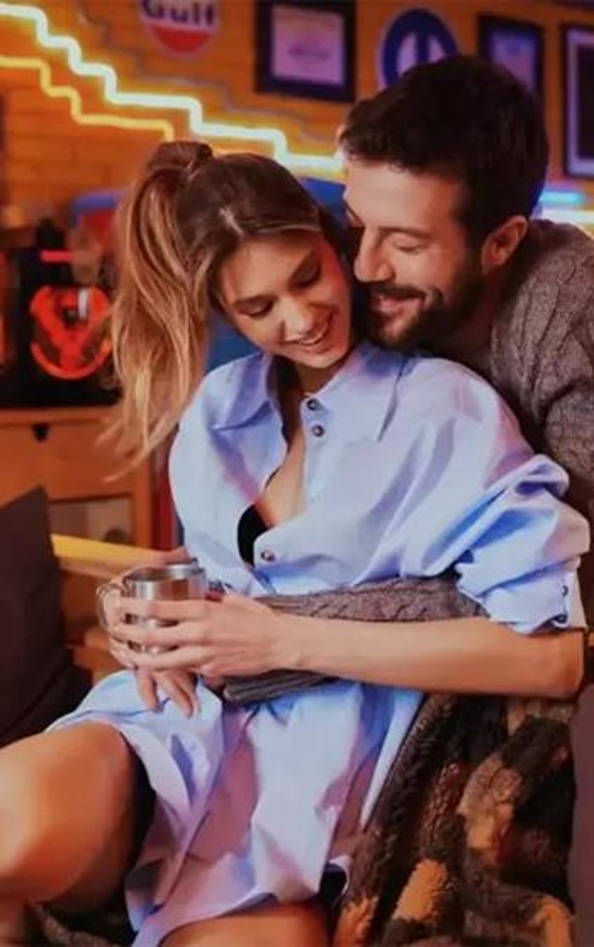 Tescilli güzel Ecem Çırpan ve Lider Şahin'in aşk tatili!