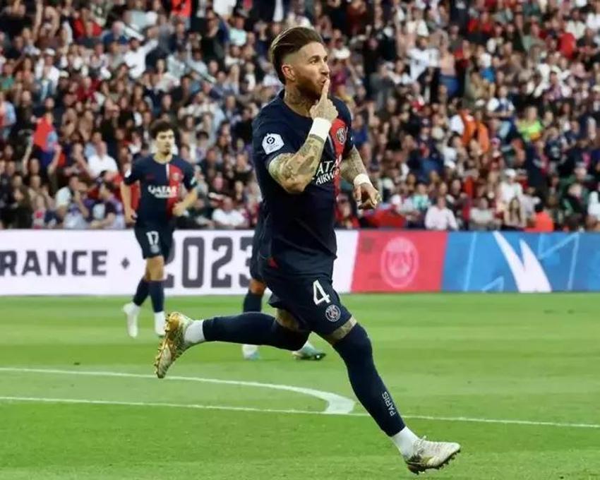 Beşiktaş Sergio Ramos için harekete geçti! Görüşmeler başladı 