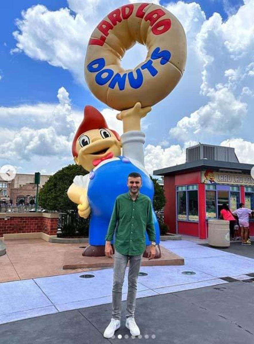 Zor günler geçiren CZN Burak iğne ipliğe döndü! Son hali sevenlerini üzdü!