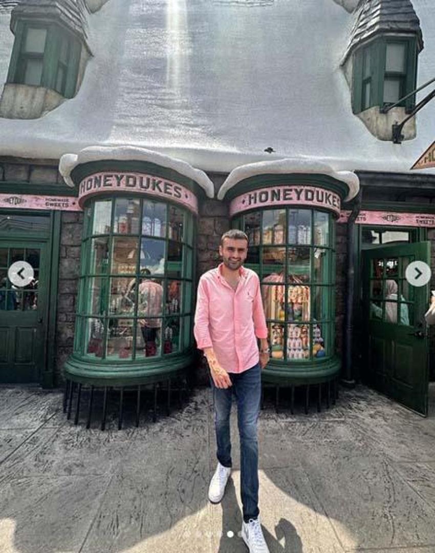 Zor günler geçiren CZN Burak iğne ipliğe döndü! Son hali sevenlerini üzdü!