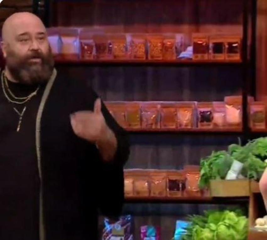 Somer Sivrioğlu O'nu kafasına taktı! Eleme adayını stüdyoda yerin dibine soktu!