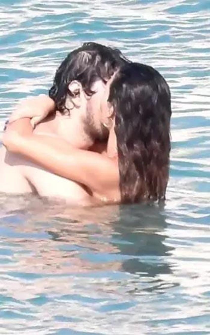 Evlendikleri yerde aşk tazelediler: Ebru Şahin ve Cedi Osman'ın romantik tatili!