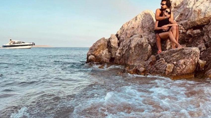 Alina Boz aşka geldi! Sevgilisi Umut Evirgen’le samimi pozuna beğeni yağdı: “Alina körkütük aşık...”