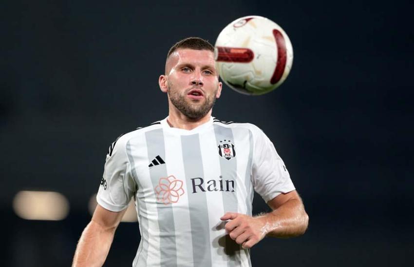 Burak Yılmaz vurgusu: Beşiktaş'ın banko adamı olabilir
