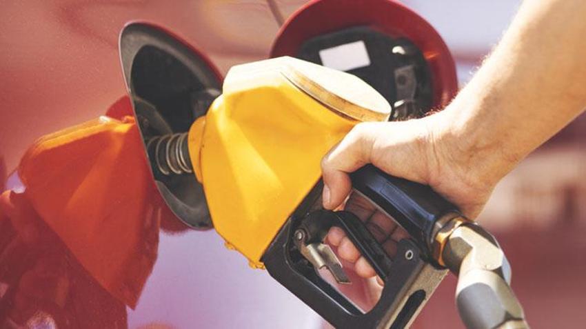 Benzine zam 15 Ağustos 2023 var mı? Motorine bugün zam geldi mi, benzine motorine ne kadar zam gelecek? Akaryakıt fiyatları