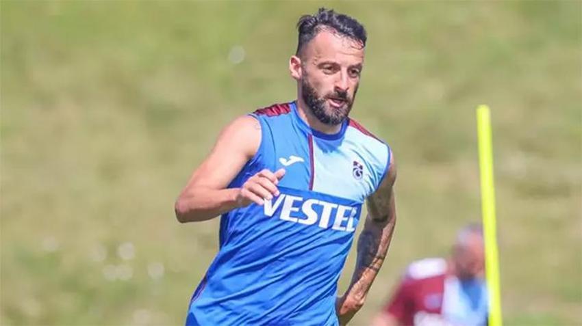 Galatasaray'dan bir ayrılık haberi daha! Okan Buruk biletini kesti, yeni adresi belli oldu