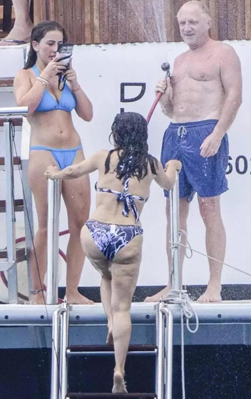 Photoshop'u fazla kaçırdılar! Sosyal medyanın diline düştüler