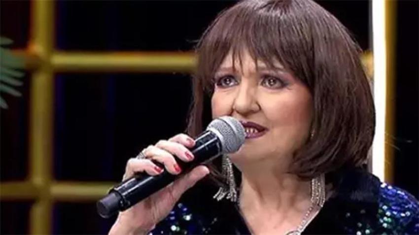 Gülden Karaböcek'in kızından, Demet Akalın'ın 'Enişteci' yorumuna yanıt!
