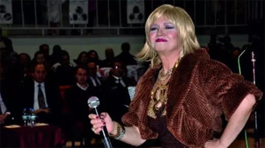 Gülden Karaböcek'in kızından, Demet Akalın'ın 'Enişteci' yorumuna yanıt!