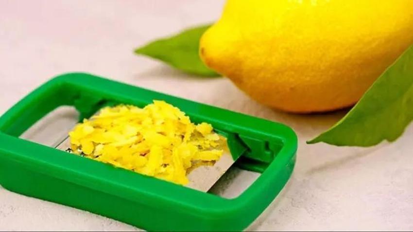 Limondan tam verim almak için çok kolay bir yöntem var! Şifasına inanamayacaksınız!