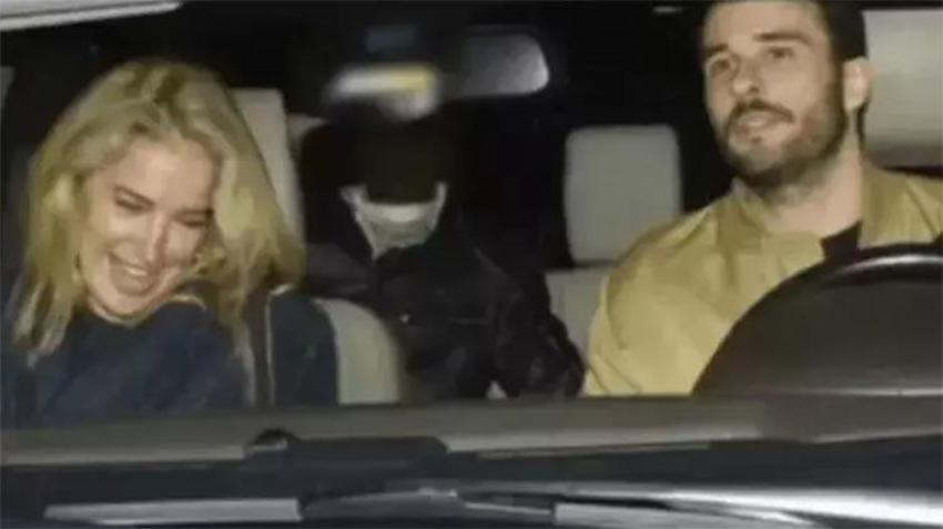 Burcu Esmersoy önce bikinisini tanıttı, ardından serin sulara atladı